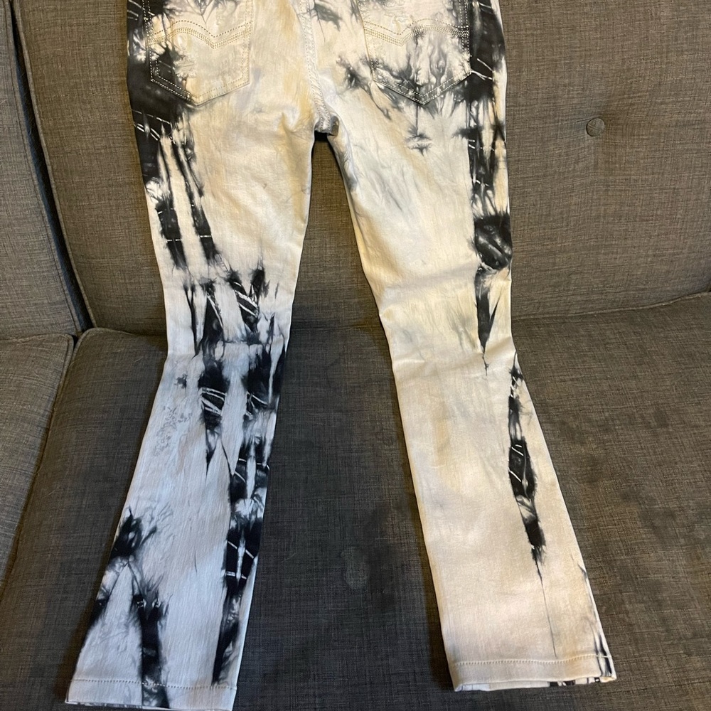 Stone Washed Unique Jeans View 3
